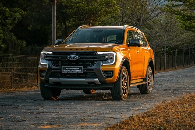 cam-giac-lai-xe-ford-everest
